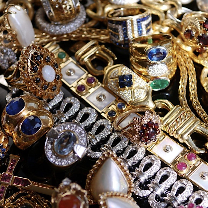 The Jewellery Cut Live image