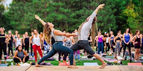 Park Yoga Pop-Up in Kits Point