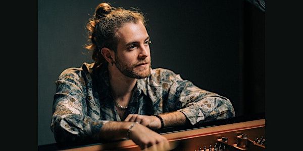 ANDRÉS BARRIOS Y SU PIANO FLAMENCO DEL SIGLO XXI. MÚSICAS DEL MUNDO.