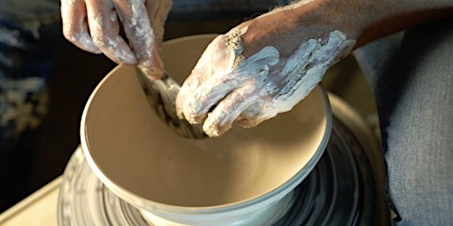 POTTERY COURSE • Complete 6 week wheel and handbuilding course