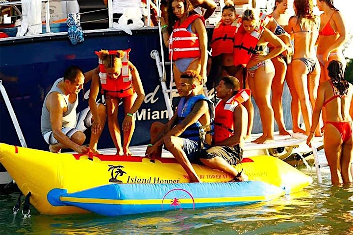 Miami Boat Miami - Unlimited drinks included image