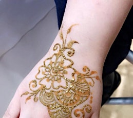 Hooked on henna