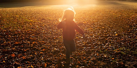 Family outdoor portrait session in Pollok Park primary image