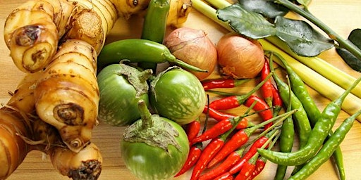 Image principale de 3 Types of Thai Curries, Satays  & Tom Yum Soup From Scratch!