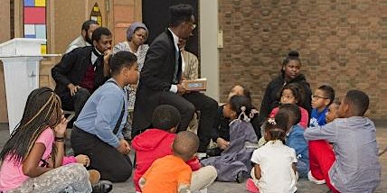 Image principale de Freetown Village Celebrates Christmas: A Family Tradition