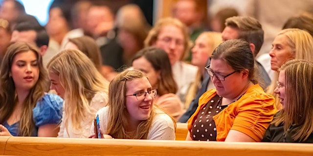 Imagem principal de Sunday Worship Service