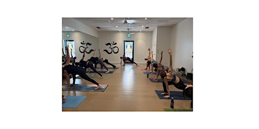 Immagine principale di FREE HOT YOGA COMMUNITY CLASSES