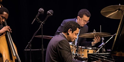 Image principale de Sandro Albert Jazz w/ Regina Martin Sings at The Campbell in Grand Central