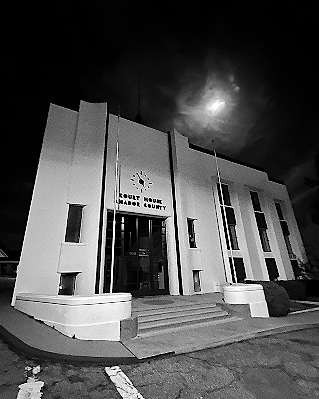 Image principale de Haunted 24/7: Afterhours Investigation - Historic Amador County Courthouse