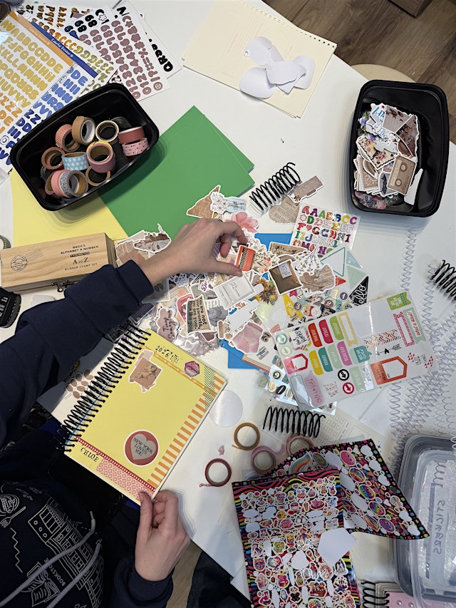 Image principale de Junk Journaling Night: Collage with Riso Scraps