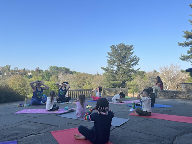 Image principale de Yoga Camp for Kids (Ages 5-8)