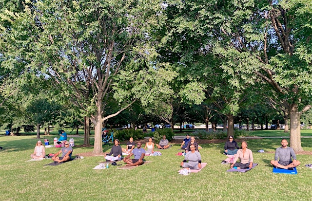 Yoga @ the Lakefront ☀️ primary image