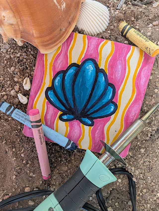 Image principale de A Beach-Themed Encaustic Retreat