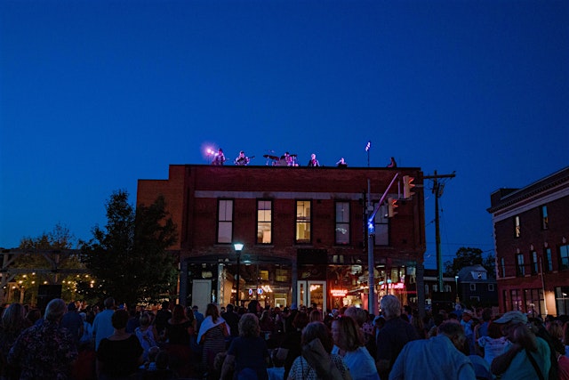Image principale de Beatles Rooftop Tribute in Larkin Square