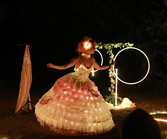 Image principale de Closing Kreativsause: Lucina‘s Light – A Spectral Symphony