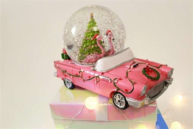 Image principale de Jingle and Jolly in July Market at Urban District Market