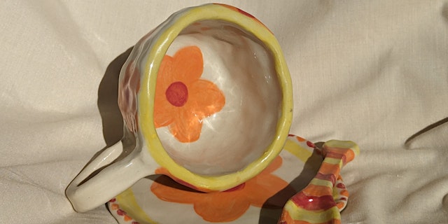 Image principale de Clay & Paint - Mug Making Pottery Workshop