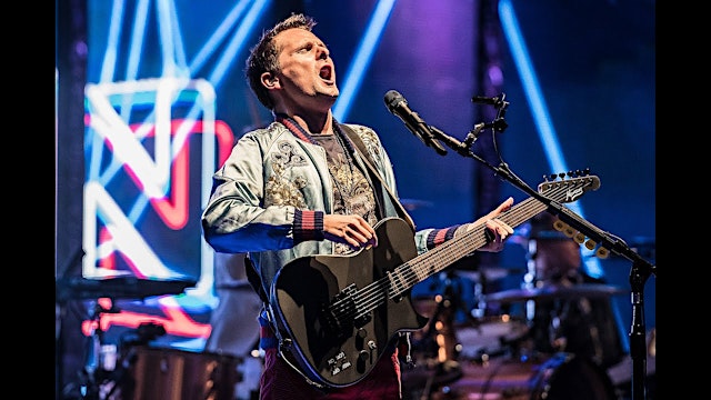 Image principale de Muse: The Wow! Signal Tour Live at Credit Union 1 Amphitheatre