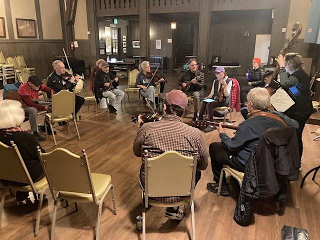 Image principale de August Hillside Club Bluegrass Jam