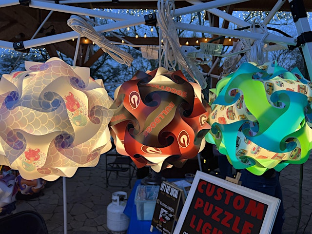 Image principale de Light Up the Night...Make Your Own Puzzle Light