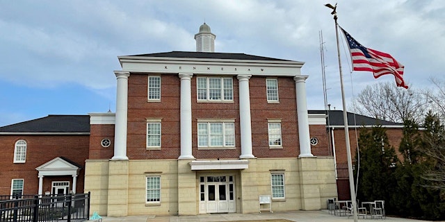 Image principale de From Native Americans to a Modern Suburb: Downtown Kennesaw Walking Tour