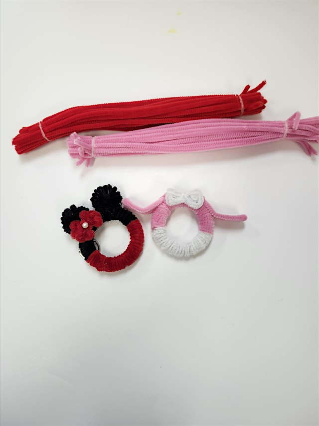 Image principale de Pipe Cleaner KeyChains-Hilo