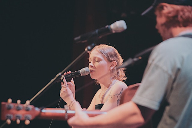 Image principale de A Night of Music w/ Zoe Matthews & Co