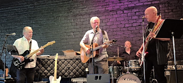 Primaire afbeelding van Michael McNally and The Time Travelers