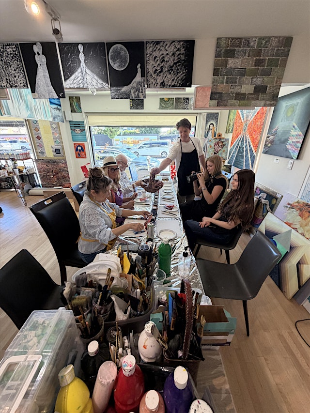 Image principale de Paint and Sip. Beginners. Things to do in LA. Date ideas. Summer price!