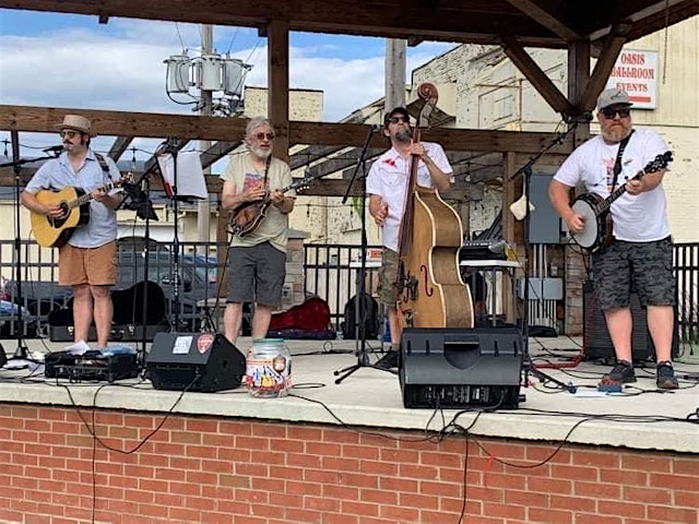 Image principale de Strings Beyond Description - DAYS BETWEEN at Shoreline Brewery