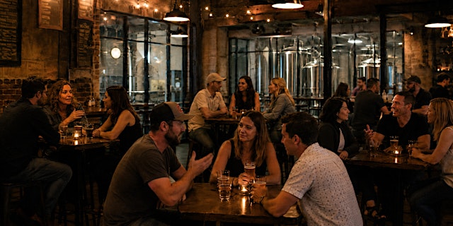 Image principale de Singles Salon • Two Roads Brewing Co • Stratford • 30s + 40s