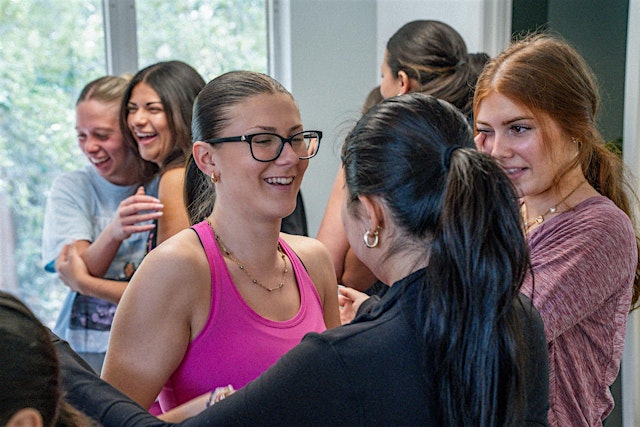 Image principale de The Art of Letting Go: An Improv Workshop for Presence, Play & Connection