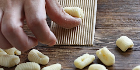 Hauptbild für LEARN HOW TO MAKE PERFECT GNOCCHI (live class)