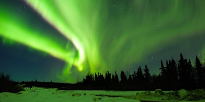 Alaska+Northern+Lights+Winter+Wonderland