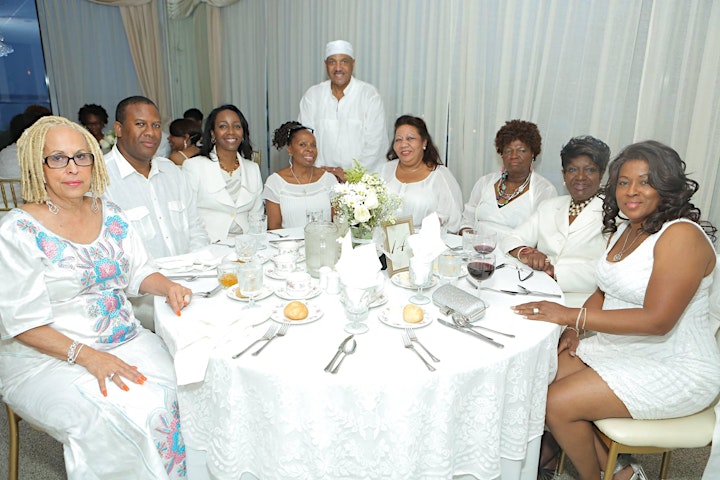 Soirée en Blanc - an All-inclusive Dinner Gala in White image