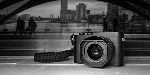 Imagem principal de Leica Store Online | Test Drive the Leica Q2 Monochrom for the weekend