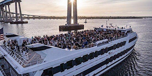 Immagine principale di The #1 BOOZE CRUISE  BOAT PARTY YACHT  CRUISE |   NYC 