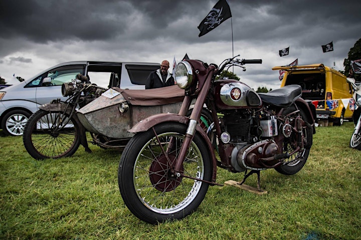 The Big Barleylands Classic Motor Show image
