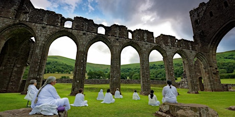 Meditation at Llanthony Priory / Priordy Llanddewi Nant Hodni primary image