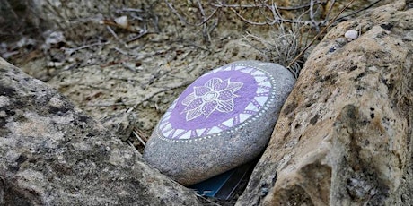 Immagine principale di Pinta tu piedra.  Crea tu  mandala, tu mensaje, tu color. 