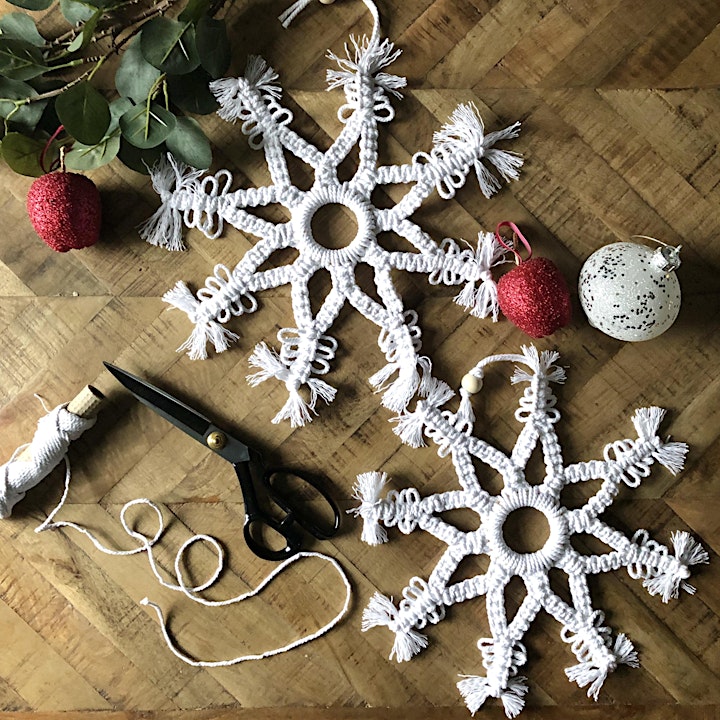 
		Festive Macramé with Cheese and Wine image
