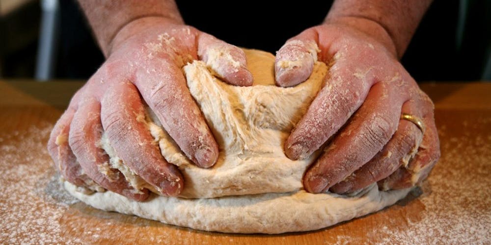 Rüyada Sıcak Ekmek Yapanları Görmek