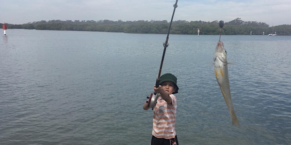 Kids & Families fishing lesson at Maroochydore