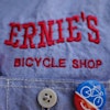 Logotipo de Ernie's Bicycle Shops