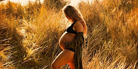 Kāhuarau: Pregnancy, Birth and the Making of a Mother