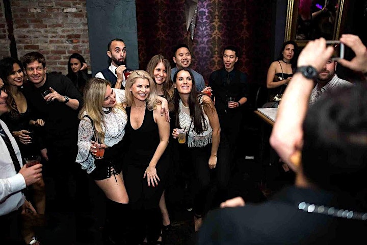 
		New Years Eve 2022 Los Angeles NYE Bar Crawl - All Access Pass image
