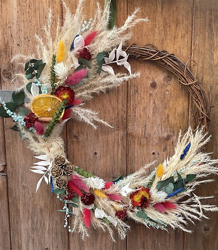 
		Wreath Workshop (A Leafy Evergreens or A Contemporary Pampas) image
