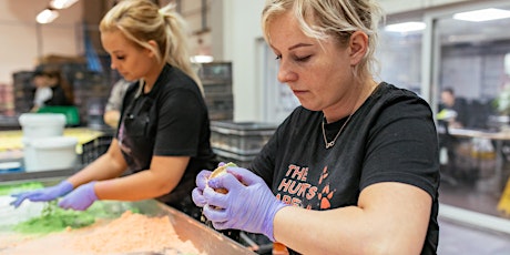 LUSH Exclusive Bath Bomb Making - Oxford Street Lights Switch-On Weekend