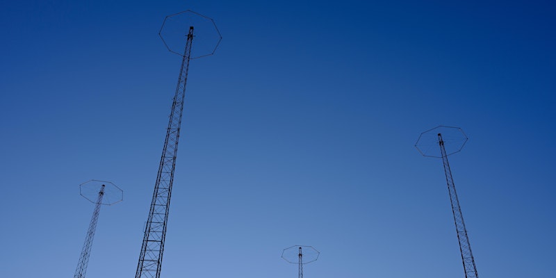 Webinar: Radio propagation from no data to big data