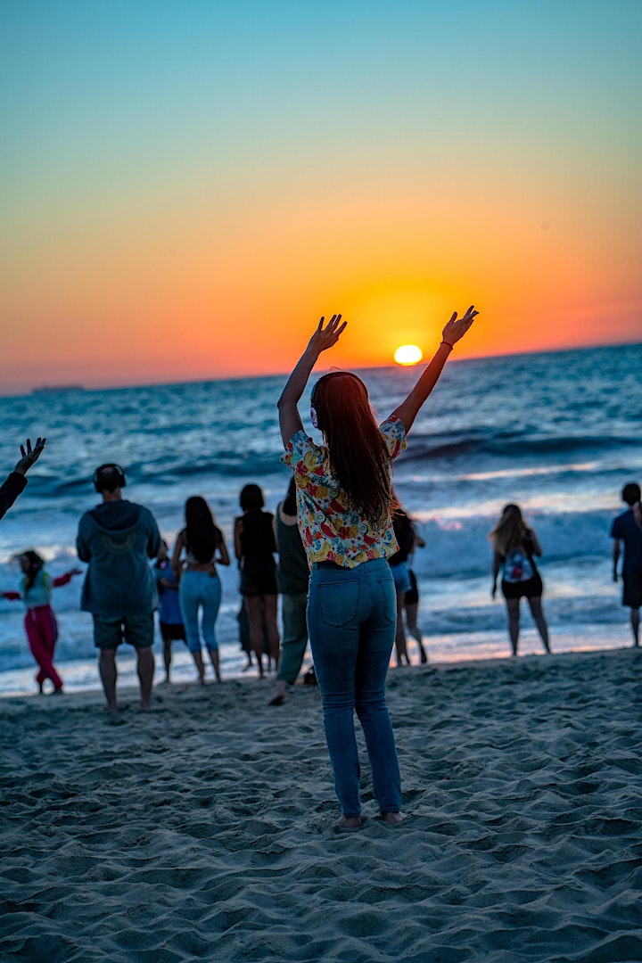 
		Sunset Vibes @ Vista Hermosa Beach. Grand Opening SILENT DISCO Celebration! image
